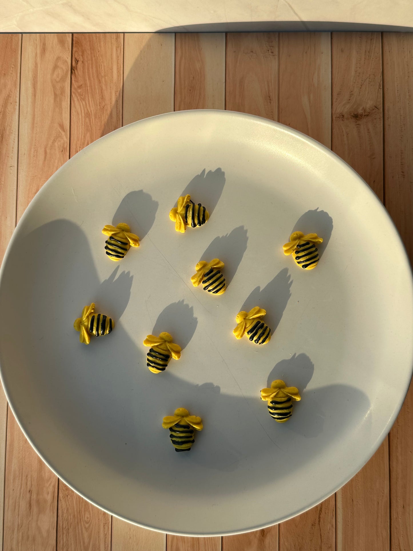Buzzy Bees (bee pollen treats)!