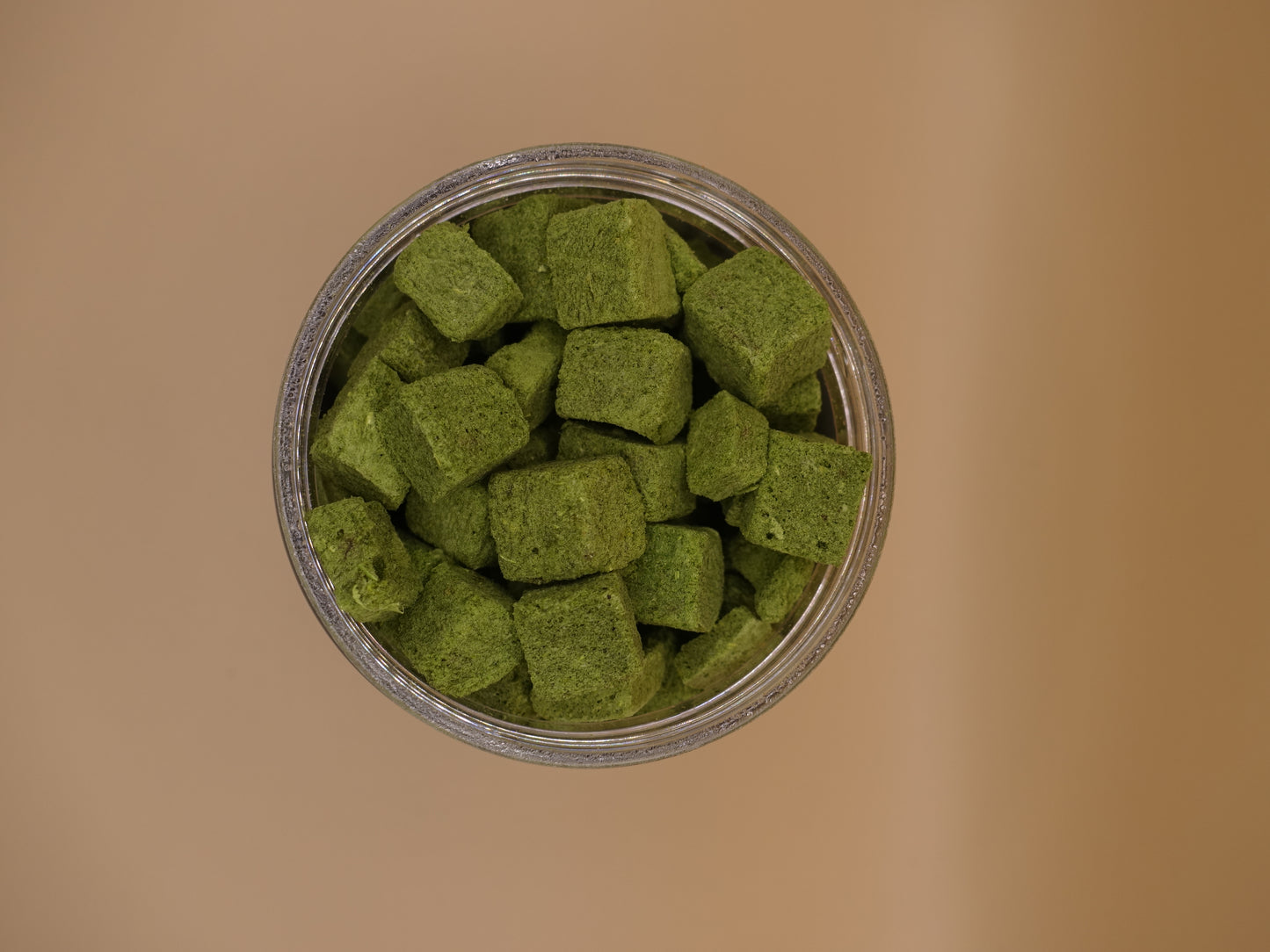 Freeze dried cat grass tubs