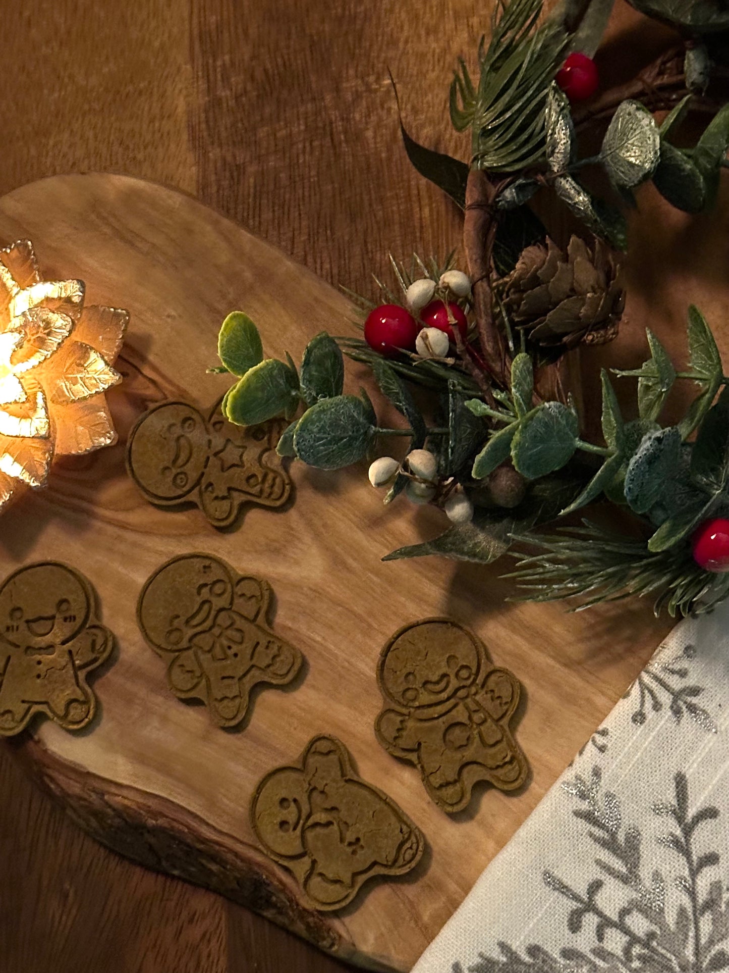 Gingerbread friends